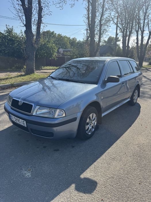 Продам Skoda Octavia 2003 року  1.6 МРІ.