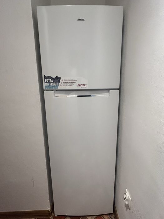 Sprzedam lodówkę MPM – Total No Frost, bardzo dobry stan