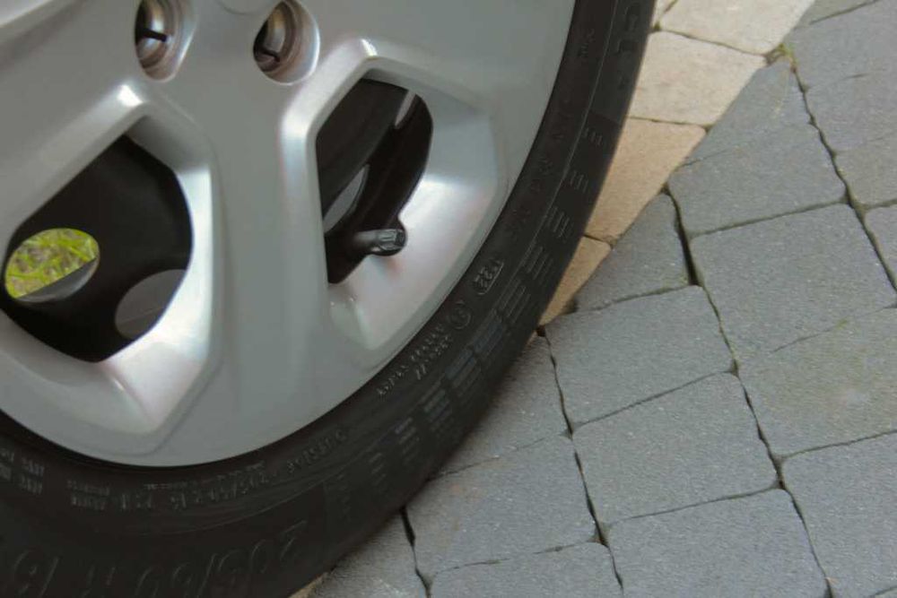 Koła 4x108 16 cali FORD FOCUS B-MAX ECOSPORT 205/60 16 Opony LATO 2022