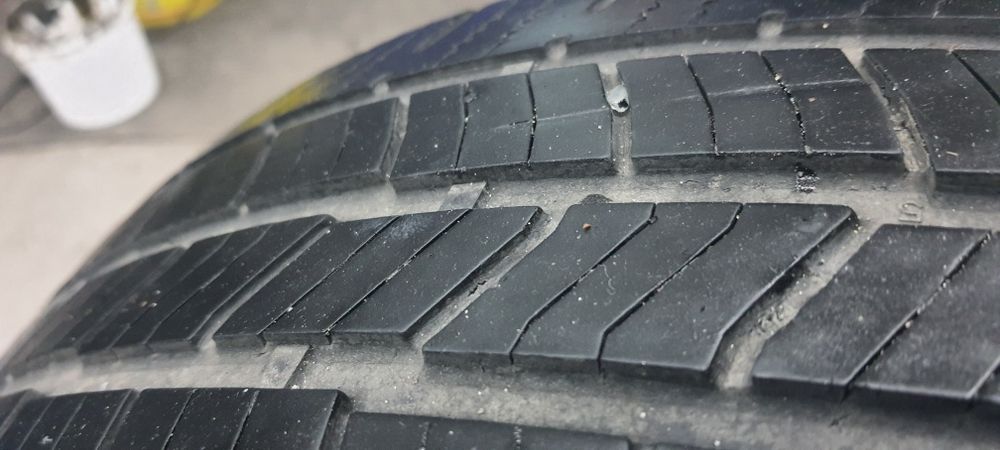 Гума 235/60 R18 літо
