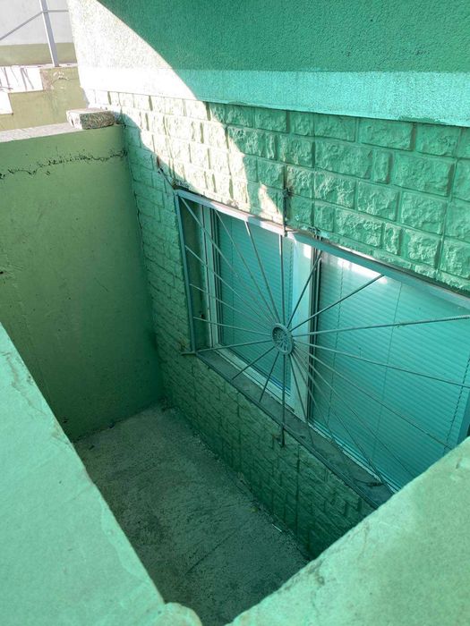 Салон, магазин, офіс 55 кв.м, біля метро, Коломиївський провулок 17/31