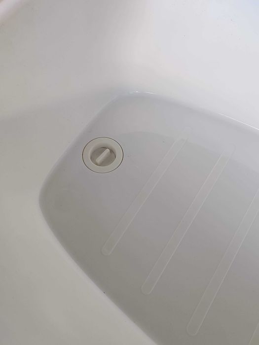 Berço e banheira para bébé