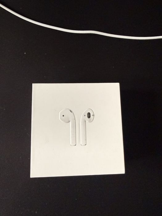 AirPods 2 stan bardzo dobry
