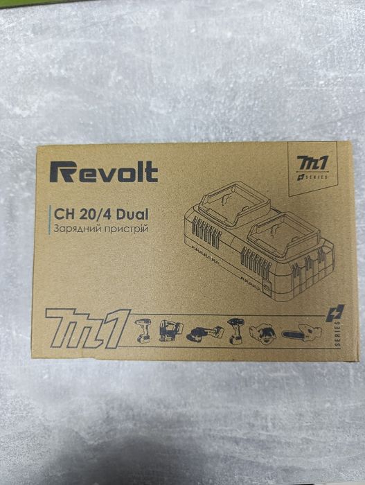 Зарядное устройство Revolt CH 20/4 Dual М1 series