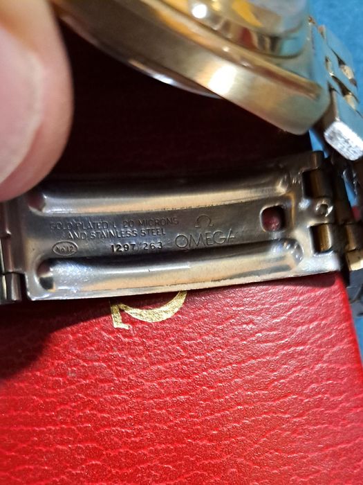 Relógio Omega seamaster.