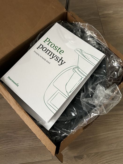 Thermomix TM6 czarny NOWY dostępny od ręki gwarancja do kwietnia 2026