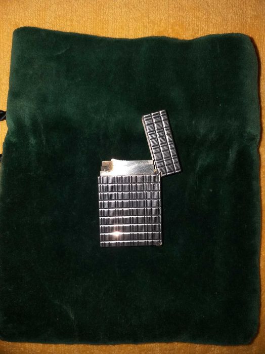 Isqueiro DUPONT (vintage) em Prata