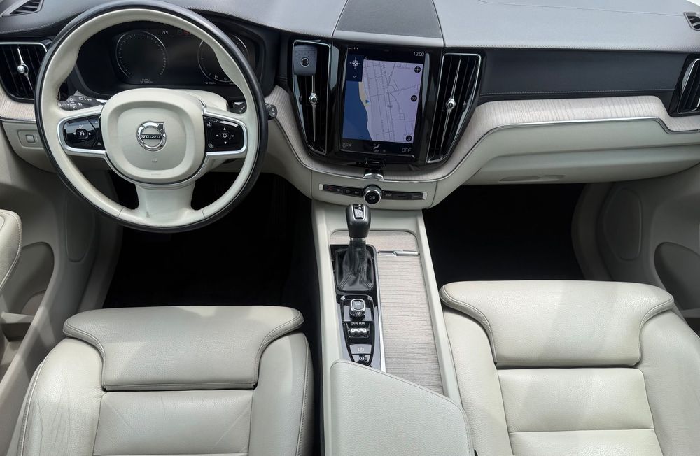 Volvo XC 60 2.0 D4 Inscription AWD Geartronic