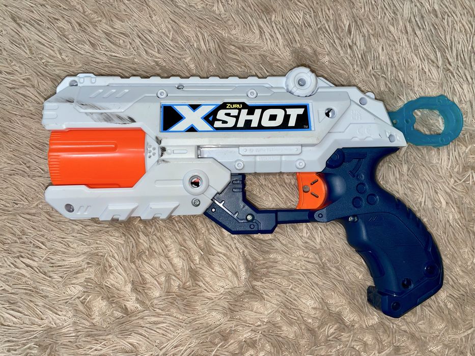 Продам бластер Zuru X-Shot Excel Reflex 6