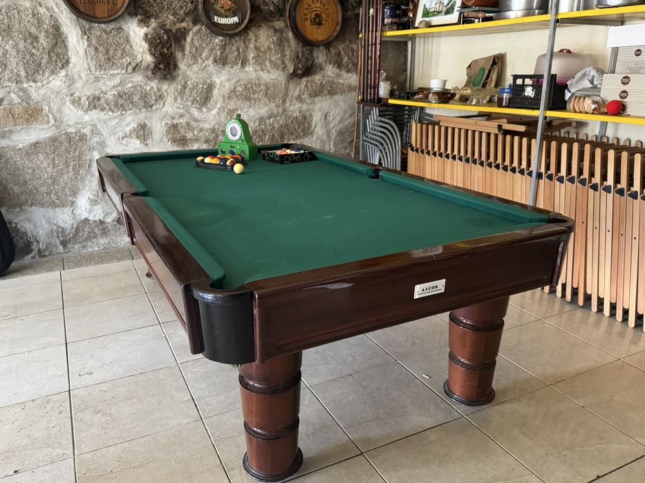 Bilhar  antigo com tudo