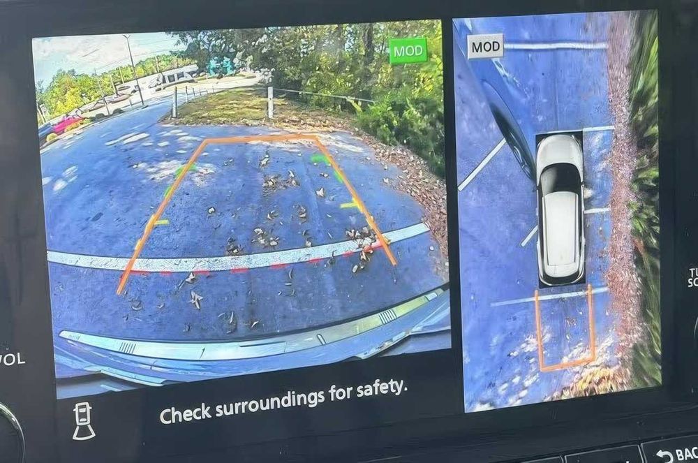 Nissan Rogue SL      2022