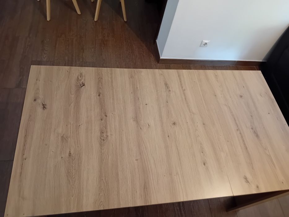 Mesa da cozinha nova