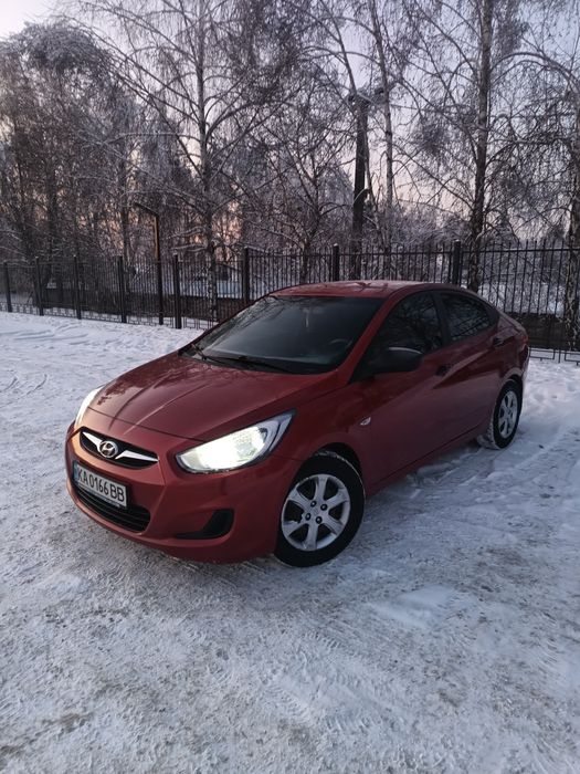 Hyundai Accent 2012