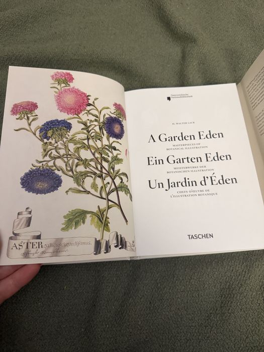 A Garden Eden. Masterpieces of Botanical Illustration ботаніка