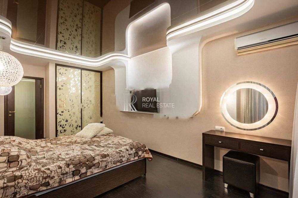 Продаж Квартира 3кім. 114м2 бул. Чоколівський Метро Паркінг