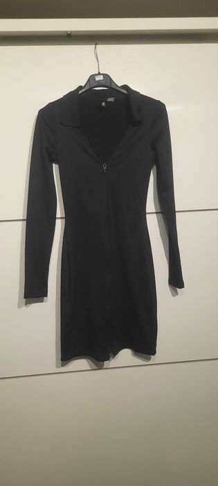Czarna rozpinana sukienka