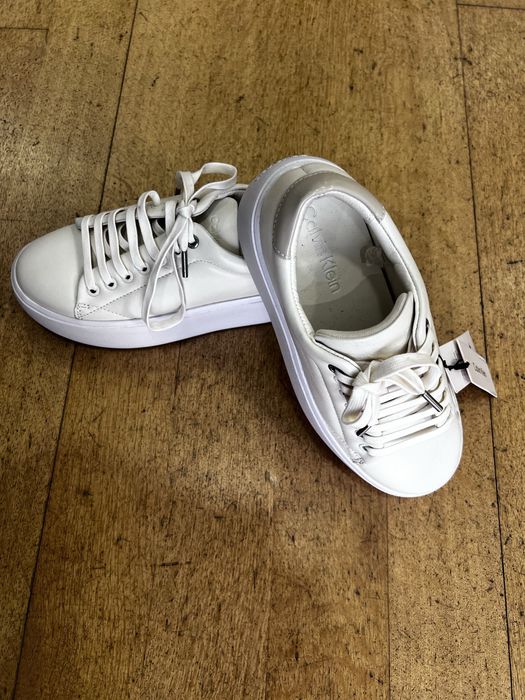 Ténis pele Calvin Klein T.36 - NOVO