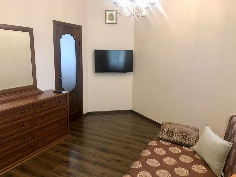 Затишна двох кімнатна квартира -"євро- двох кімнатна " у м. Ірпінь