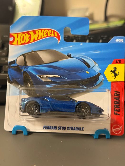 Hot Wheels Ferrari SF90 Stradale: 120 грн. - Машинки Киев на Olx
