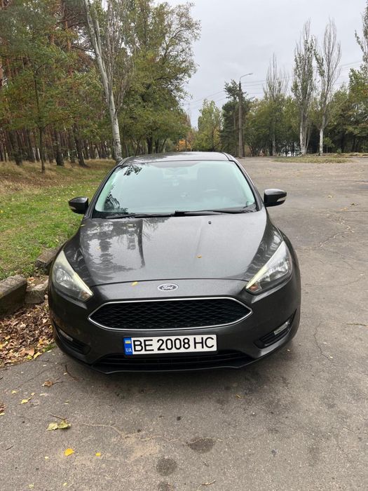 Ford focus SE 2016