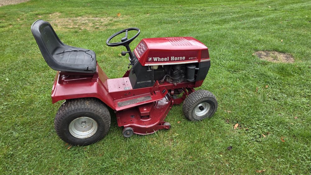 Traktorek Wheel Horse 12km