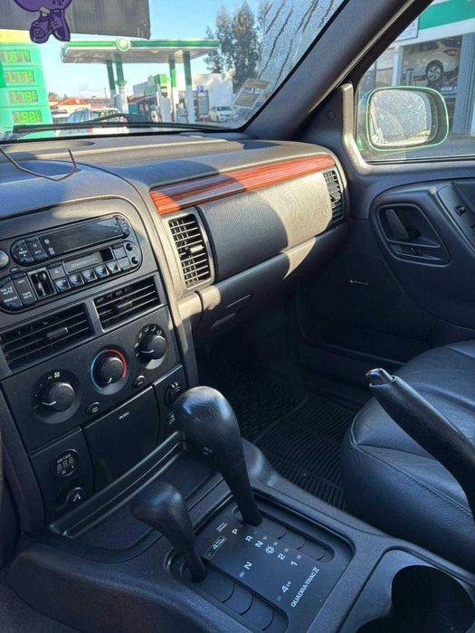 Jeep Grand Cherokee 3.1 Diesel 4x4 — Muito Estimado