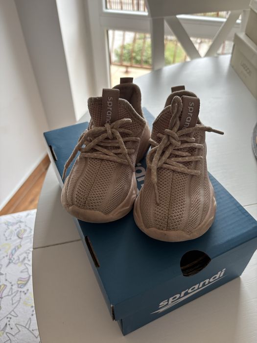 Adidaski sprandi