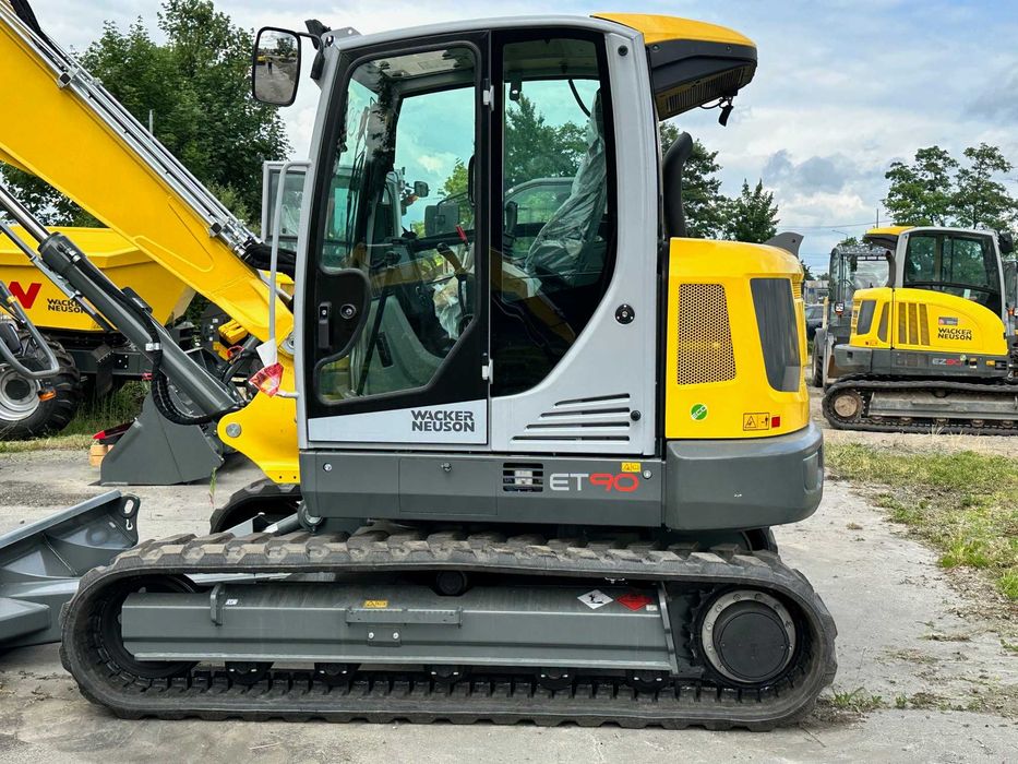 WYNAJEM/Koparki do 40 t/ŁADOWARKI/Wozidła/WALCE 15 t/Wynajem zagranice