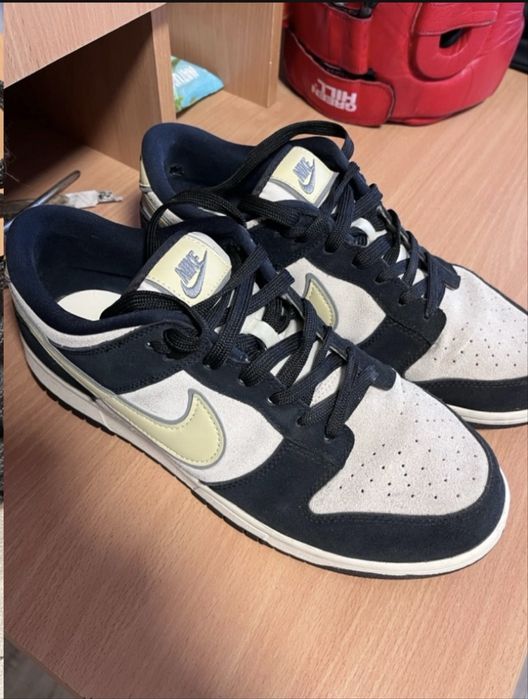 Nike Dunk Low розмір 44,5 темно-синій з білим та жовтим