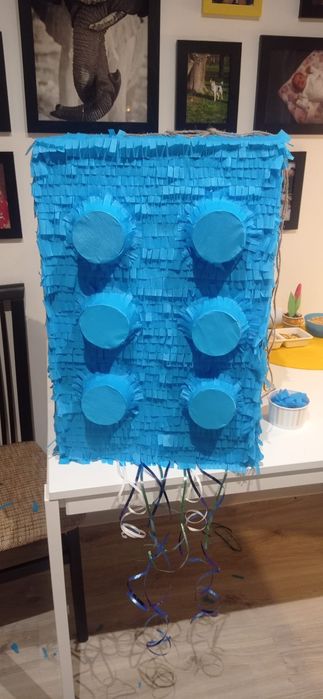 Piniata klocek LEGO szureczkowa dla najmłodszych DUżA