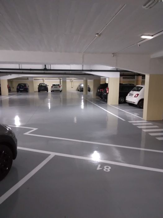 ÉPOXY Pavimentos e paredes em epóxi, autonivelantes antiderrapantes