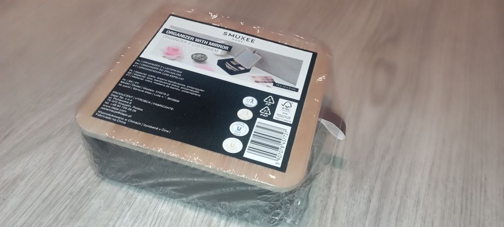 Organizer na kosmetyki/biżuterię z lusterkiem