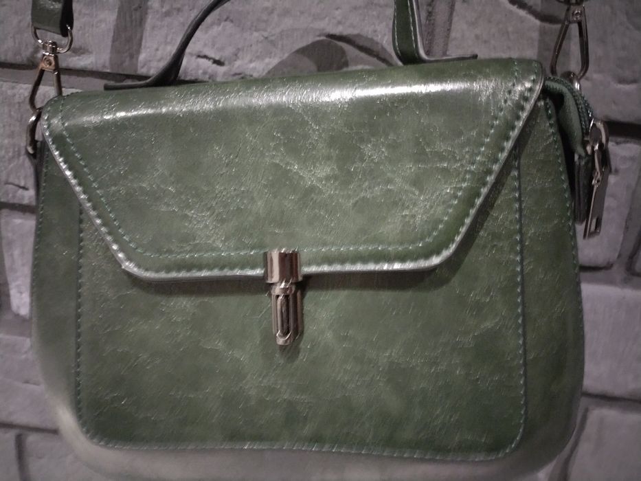 Torebka damska na długim pasku