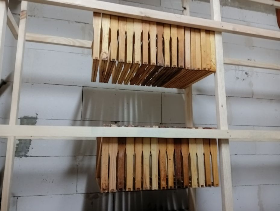 Regał na ramki pszczele wielkopolskie  i inne modele