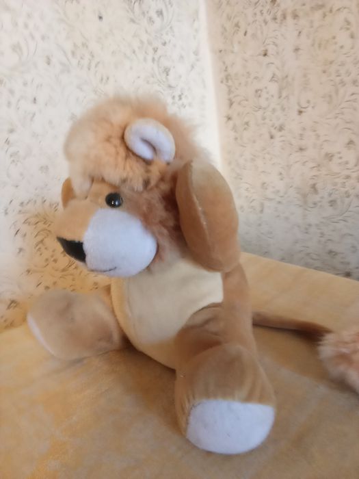 М'яка іграшка, левеня.