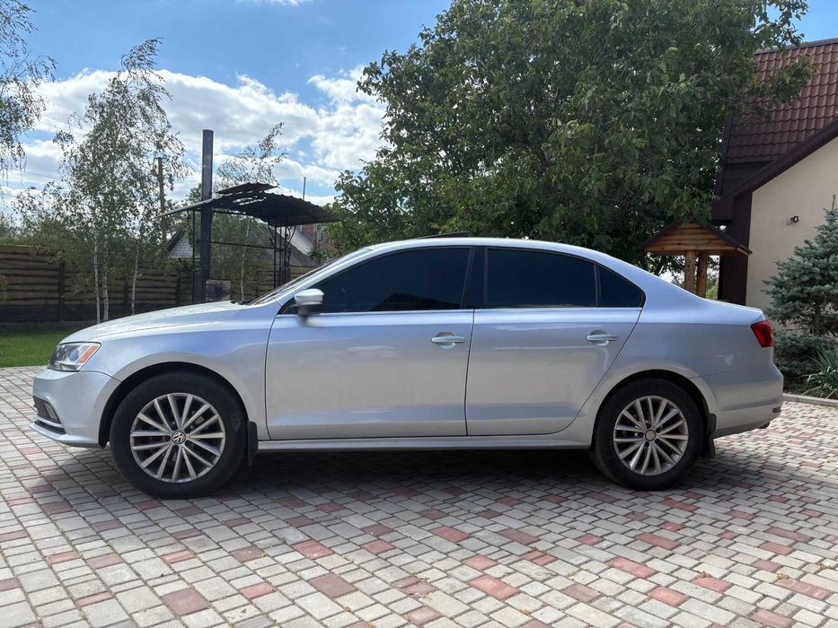 Продам Volkswagen Jetta VI 2015-2016 року