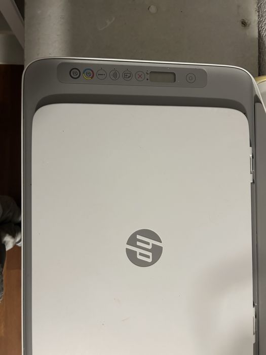 Принтер HP Desk Jet 2710