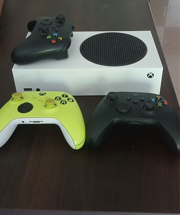 Xbox series s 512gb 3 comandos originais