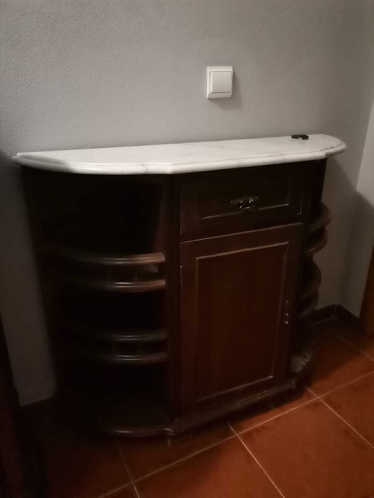 sapateira, móvel de entrada, tampo em mármore