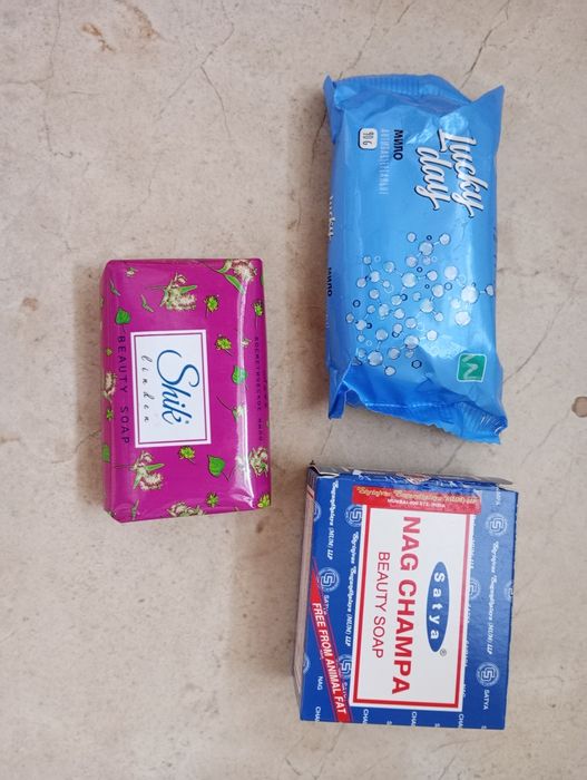 Побутова хімія, гель для душу, шампунь, мило