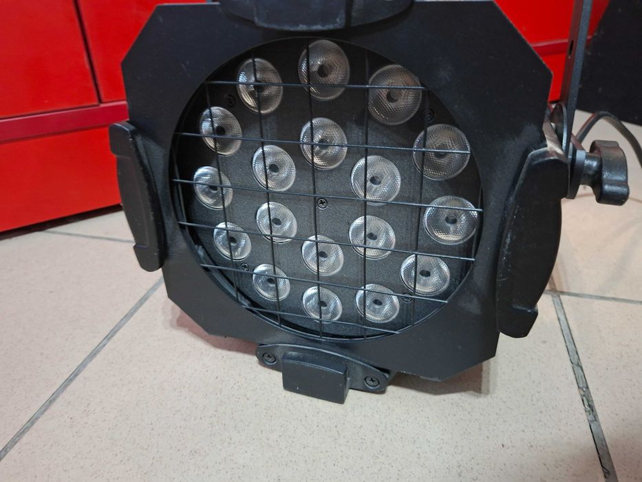 Cameo Light Studio LED Par 64 Can Clpst64Tri3W efekt lampa