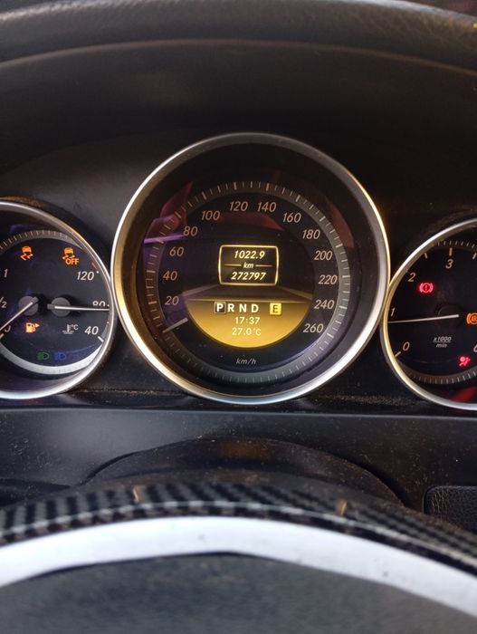 Vendo ou troco  Mercedes c220 2012