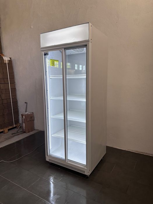 Chłodziarka witryna  84  cm UBC  700 l  2020 r