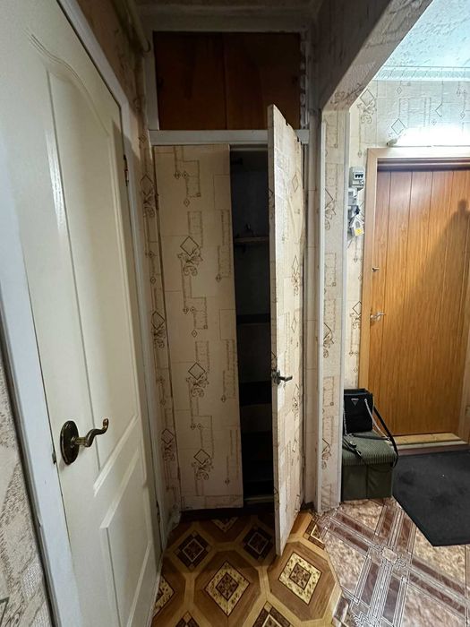 Дуже гарненька квартира в районі Світанка.