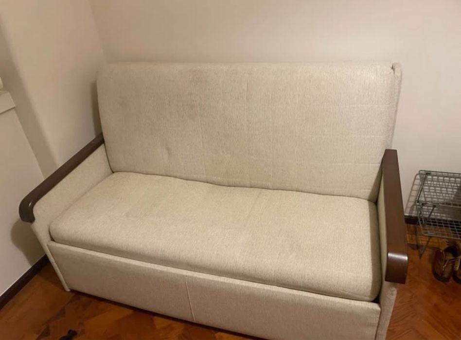 Sofá-cama estofado