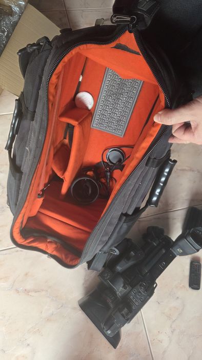 Canon xf300 + Mala sem rigida + baterias