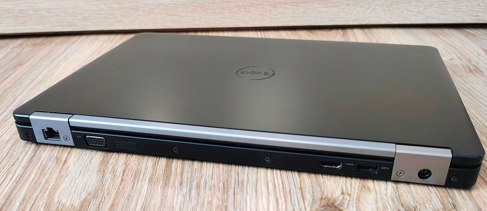 Laptop Dell Latitude E5470 i5 6440HQ/16GB RAM/256GB SSD/Win11Pro