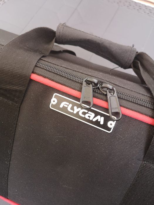 Estabilizador Flycam FLCM-5000 Q com saco e Arm Brace – NOVO, utilizado apenas uma vez