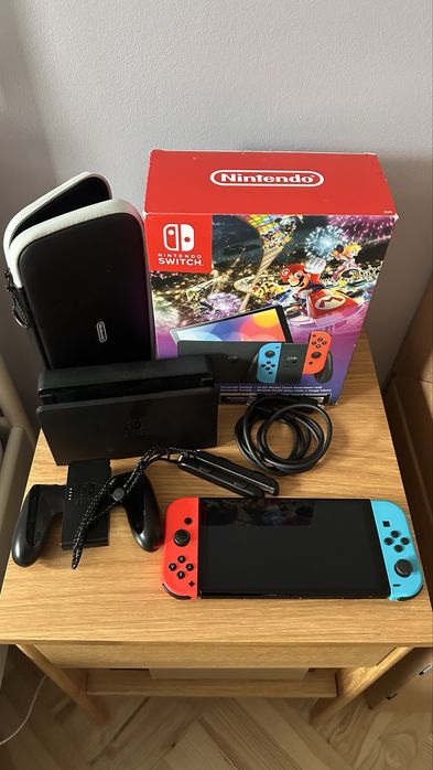 Konsola Nintendo Switch OLED