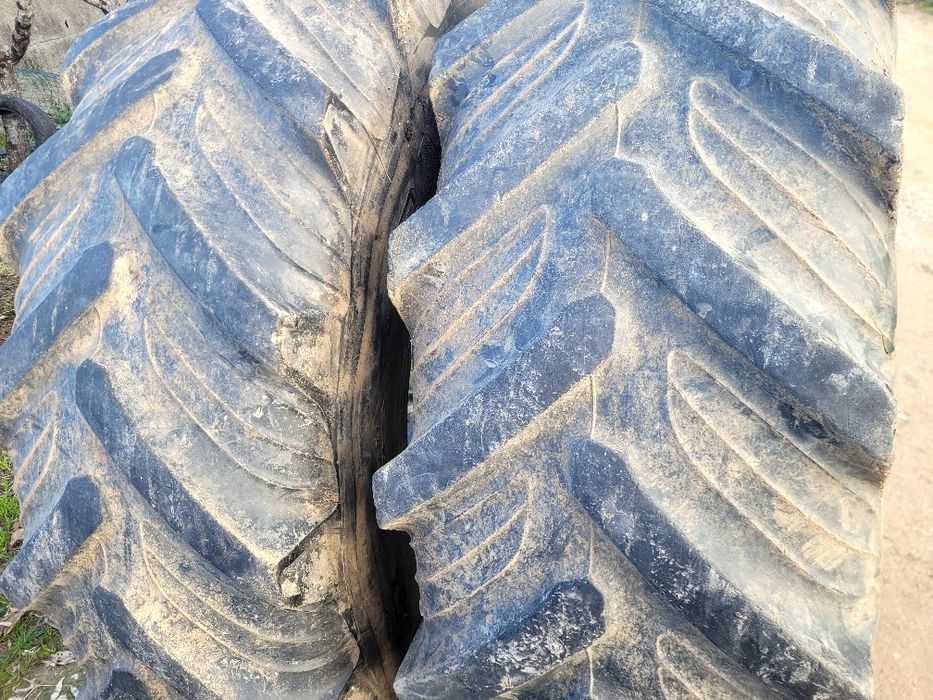 Pneus agrícolas 16/9R30 Taurus
